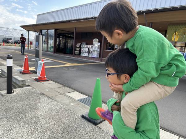 「リビング学習ってどう？」子どもの学習机をどこに置くか問題【ラジオ大阪アナ・和田家】の場合