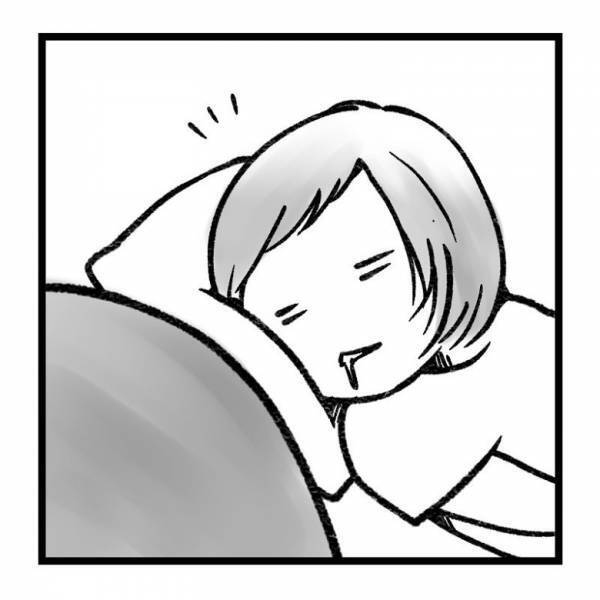 【育児マンガ】「イヤイヤ期の朝あるある」起きた瞬間ブチギレ！？“枕”をめぐって母娘バトル