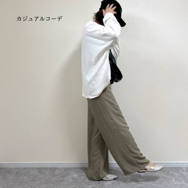 「おしゃれな人はメタリックカラー推し♪」【GU】トレンド感満載のバックストラップシューズ