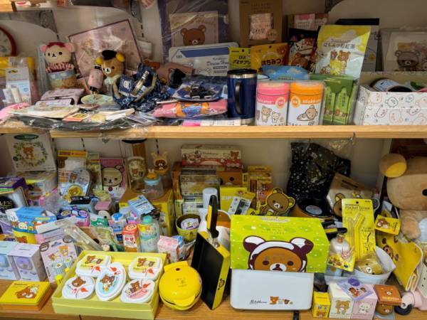 「ゆる～い猫が広報！？」“リラックマ”や“すみっコぐらし”など大人気キャラがいっぱい！【サンエックス】ショールームを訪問♪