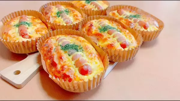 焼くまで3分！ホットケーキミックスで作る【ウインナーパン】簡単レシピ