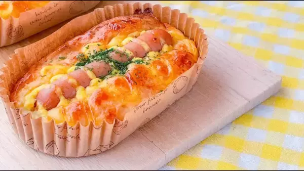 焼くまで3分！ホットケーキミックスで作る【ウインナーパン】簡単レシピ