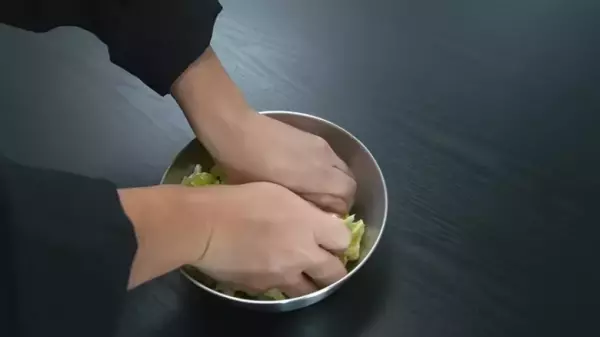 定番メニューがプロの味に!?【焼きそばの美味しい作り方レシピ】