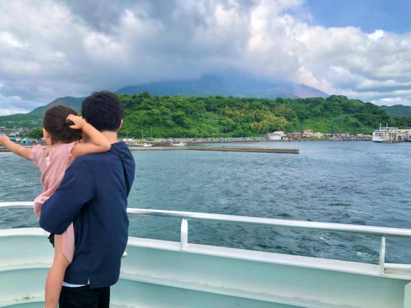 「桜島を歩いて回れる！？」子どもと一緒の大自然ツアーが人気！【九州ママ通信Vol.3】