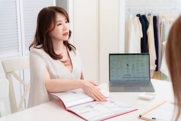 【パーソナルカラー＆骨格診断】が丸わかり！ 時短でおしゃれなママになる方法