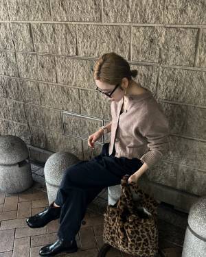 「ほんとに2,000円台！？」【GU】高見えカーデはパンツコーデと相性抜群♡