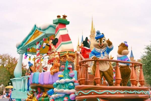 「今年で見納め！」【東京ディズニーランド】の定番クリスマスパレードで心も体もあったまる♡