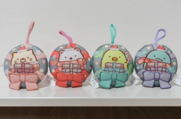 クリスマスやお正月にぴったり♪【ハッピーセットⓇ】に「おさるのジョージ」と「すみっコぐらし」が登場！