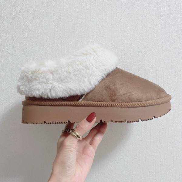 「かわいい・あったかい・履きやすい！」【GU】のムートンスリッパが優秀すぎる♡