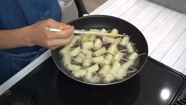 「クリスマスに絶対作りたい！」パーティ料理にピッタリな【簡単くるくるフライドポテト】の作り方