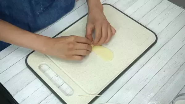 「クリスマスに絶対作りたい！」パーティ料理にピッタリな【簡単くるくるフライドポテト】の作り方