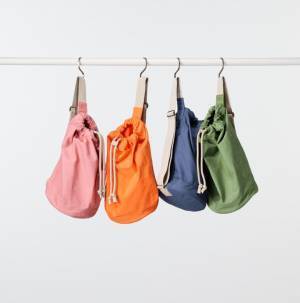 「今年は絶対手に入れたい！」【ユニクロ×JW ANDERSON】のプレッピーな春夏アイテムたち♡