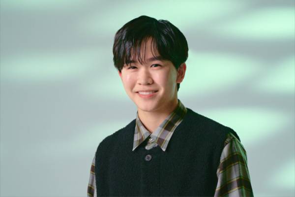 鈴木福さん「僕もキラリみたいに人に助けられてきた」映画『野生の島のロズ』出演スペシャルインタビュー