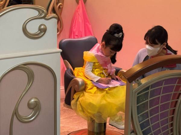 「憧れのプリンセスに変身できちゃう♡」東京ディズニーランド【ビビディ・バビディ・ブティック】で魔法のような体験を♪