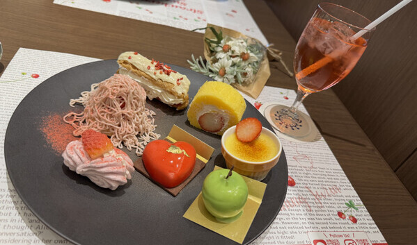 「五感でいちごを味わう！？」【京王プラザホテル】のストロベリースイーツブッフェでガーデンピクニックが楽しめる♡