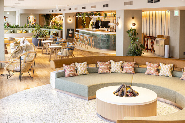 乳幼児ママたちの聖地？！【京王プラザホテル】最上階にある『SKY PLAZA IBASHO』