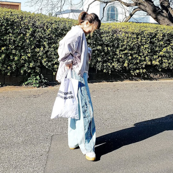 「おしゃれな人は2本持ちが当たり前！？」【GU】バズりパンツに切り替えデザインが登場！