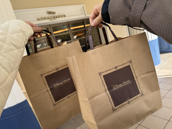 「パークに入らなくても買えちゃう♡」【チックタック・ダイナー】にはディズニーモチーフのパンがいっぱい！