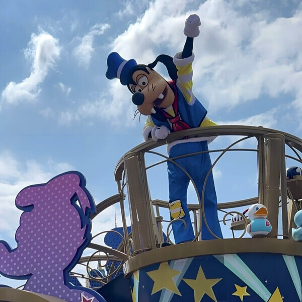 「パワーアップして帰ってきた♡」東京ディズニーランドで開催中の【ドナルドの新イベント】が熱い！