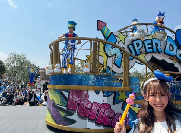「パワーアップして帰ってきた♡」東京ディズニーランドで開催中の【ドナルドの新イベント】が熱い！