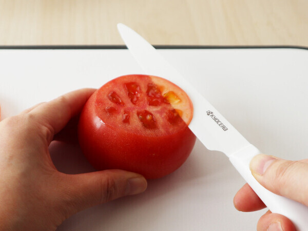「えっ？気持ちいいんですけど～」オートマ感覚で使える【セラミックナイフ】エアリーカットに注目！【オトナの家庭科①】