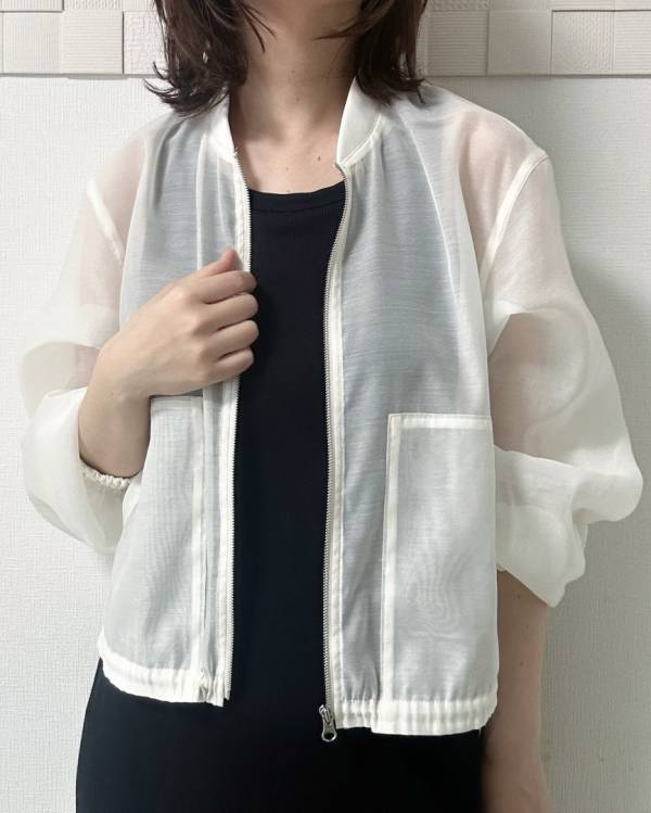 「なんでこんなにかわいいの？」持っていないと損をする【GU】シアーブルゾン