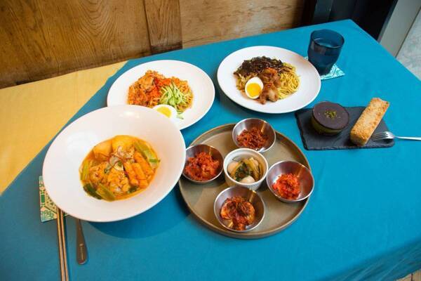 「まだの人、絶対に食べてみて！」本場の味わいを楽しめる【成城石井流 韓国グルメフェア】