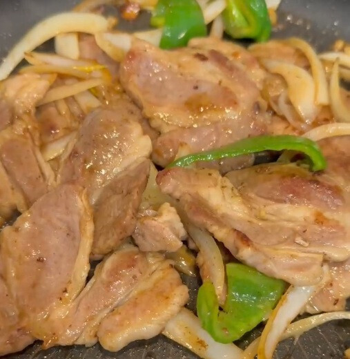 「プロサッカー選手の夫も疲れが取れると絶賛！」簡単スタミナ飯レシピ【ごんだゆみのお料理講座】