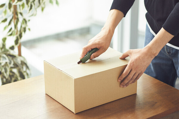 「コレ、手軽すぎてやめられない！」【コクヨ】２Way携帯ハサミのハコケアがめちゃくちゃ便利！