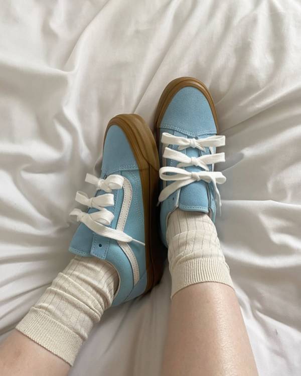 【リボン×スニーカー】甘盛りシューズがSNSで大バズり！今っぽくてかわいいアレンジ3選