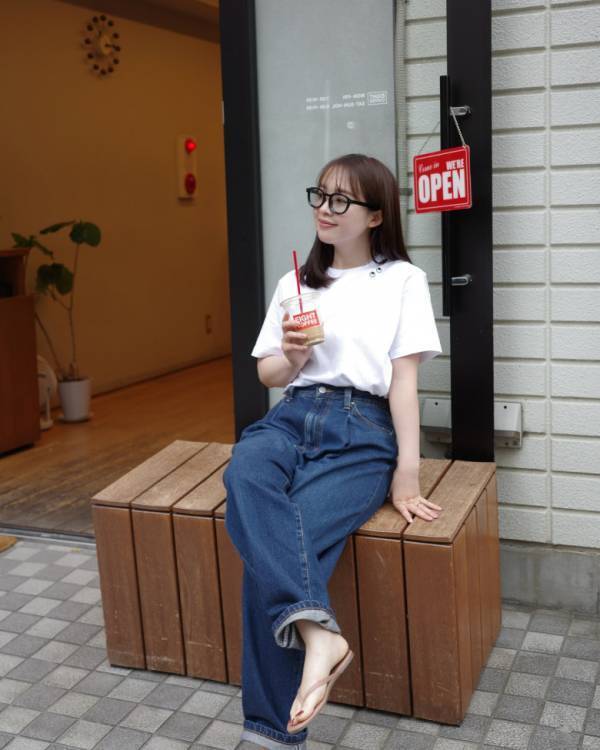 「まだなら今すぐ買って！」おしゃれさんの着こなしも話題【ユニクロ×アニヤ】コラボアイテムが全国に浸透中！