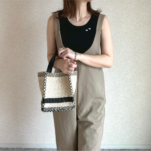 「まだなら今すぐ買って！」おしゃれさんの着こなしも話題【ユニクロ×アニヤ】コラボアイテムが全国に浸透中！