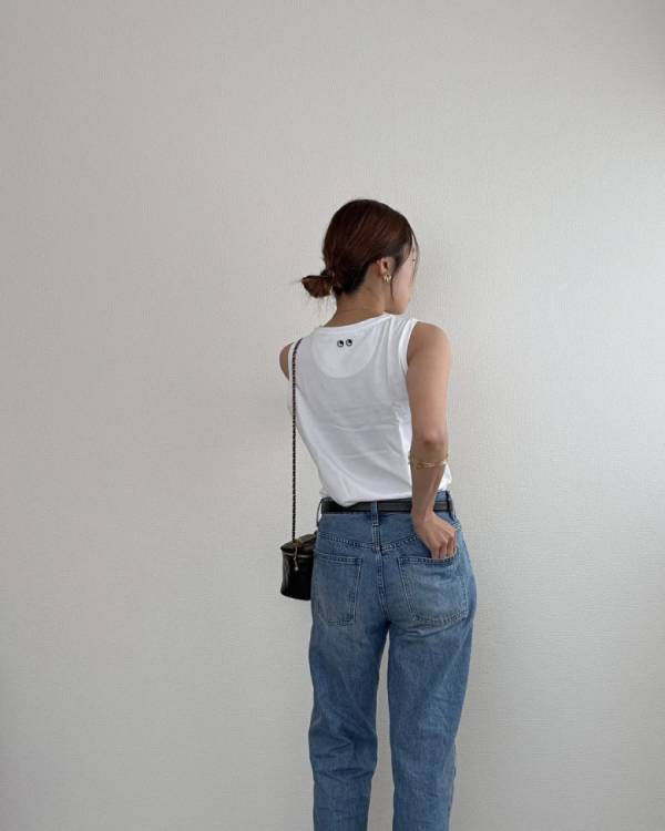 「まだなら今すぐ買って！」おしゃれさんの着こなしも話題【ユニクロ×アニヤ】コラボアイテムが全国に浸透中！