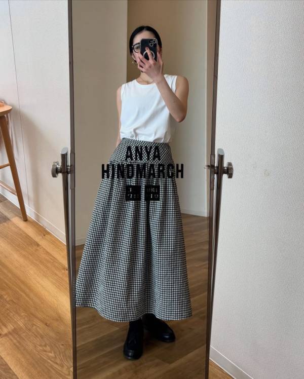 「まだなら今すぐ買って！」おしゃれさんの着こなしも話題【ユニクロ×アニヤ】コラボアイテムが全国に浸透中！