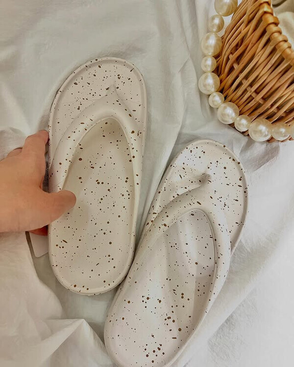 「夏に大活躍！買わなきゃ損でしょ」【しまむら】新作サンダルに目移りしちゃう♡