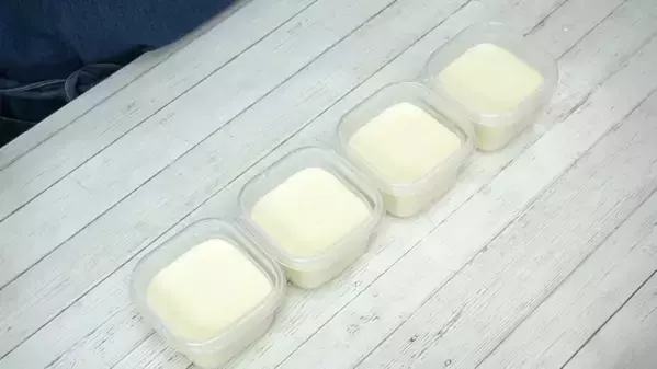 「混ぜて冷やすだけ！」タッパーで作る超簡単レシピ【フルーツ杏仁】