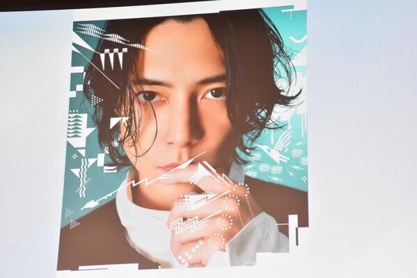 山下智久さん「僕らの夢に向かって」ファンに“ストレート”なメッセージも！新ヘアケアブランド「Straine」発表会に登場