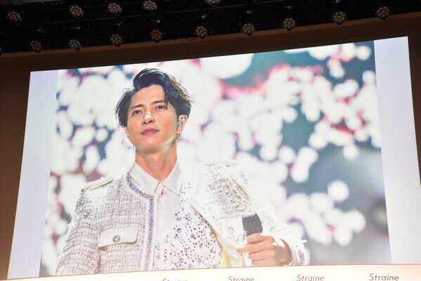 山下智久さん「僕らの夢に向かって」ファンに“ストレート”なメッセージも！新ヘアケアブランド「Straine」発表会に登場