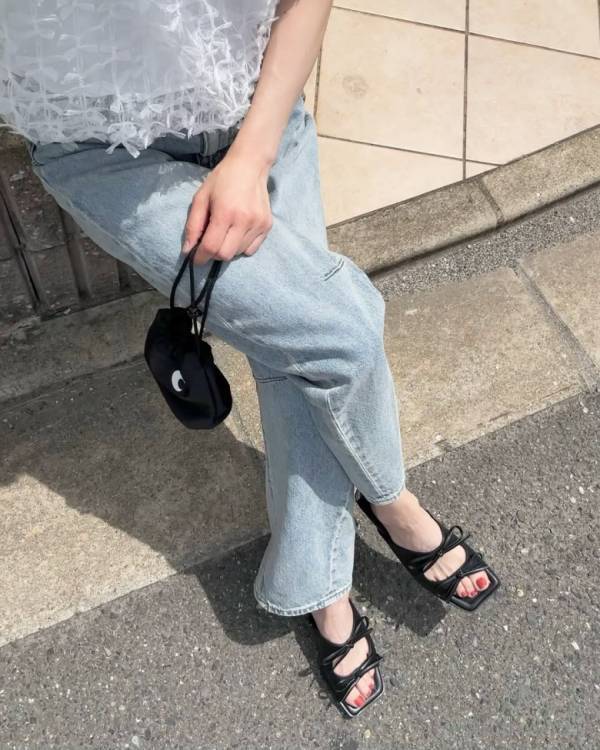 おしゃれ見せのコツ伝授！「夏も足元をフェミニンに盛っちゃおう♡」【GU】女っぽサンダル4選