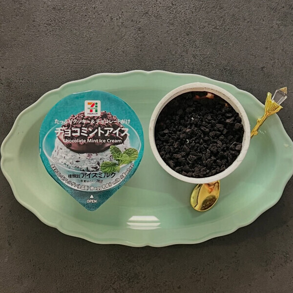 「チョコミント推しなら全種制覇して！」コンビニ新作チョコミントスイーツがどれも最強すぎ♡
