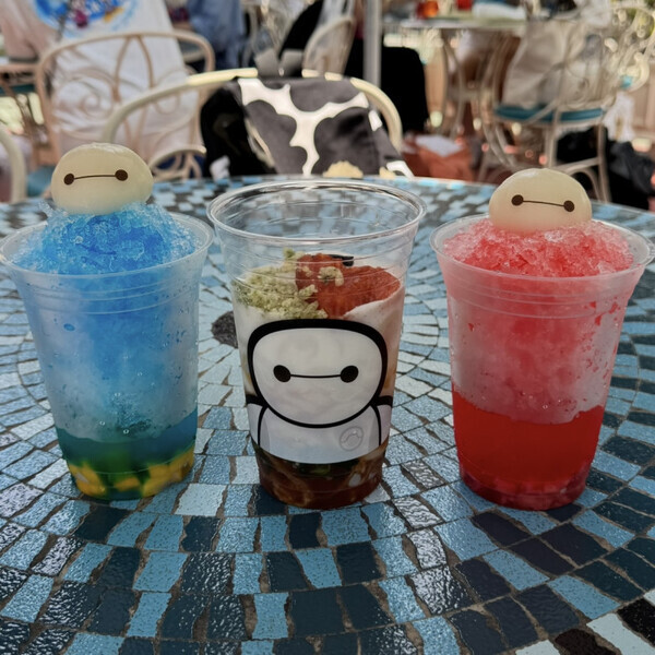 Mrs. GREEN APPLEがサプライズ登場♡ディズニーランドの夏イベント『サマー・クールオフat Tokyo Disney Resort』が楽しすぎた！