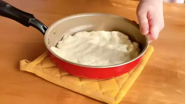 「フライパンでできる！」「手順も簡単！」ホットケーキミックスを使ったお手軽【チーズナン】レシピ