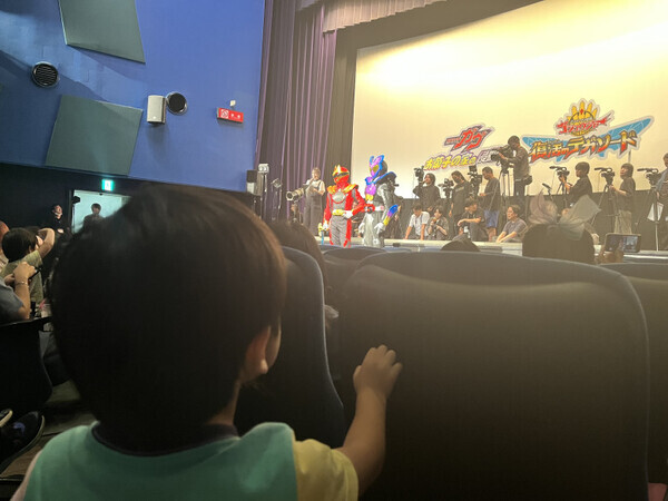 戦隊大好きキッズ必見！映画『仮面ライダーガヴ＆ナンバーワン戦隊ゴジュウジャー』“「Wヒーロー夏映画」親子で先行上映会！”行ってきました♪