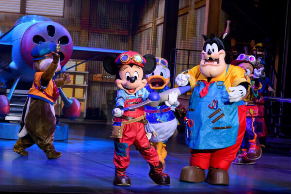 出演キャラクターがすごい！ピートやモアナ、ミゲルまで！【東京ディズニーシー】の新ショー「ドリームス・テイク・フライト」は歌も踊りも圧巻♪