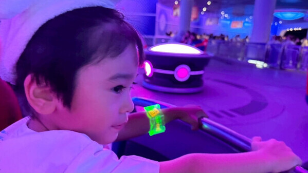 「楽しみ方はいろいろ！」夏のディズニーランド♡オススメの夜景映えスポットを紹介！