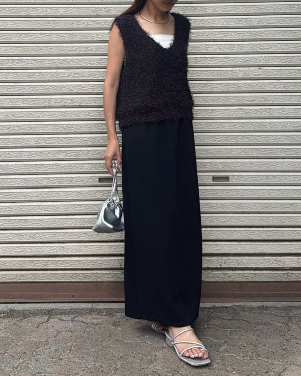 「アンダー2,000円ってうれしすぎ！」着れば即おしゃれ見えする【しまむら】フェザーベスト3選