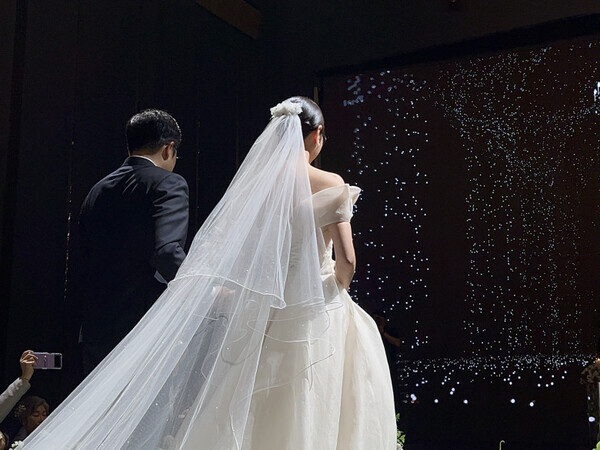 【韓国のリアルな結婚事情】「婚姻届けは後回し！？」「とにかく結婚式を挙げたら夫婦同然♡」韓国の今ドキ結婚観に注目！