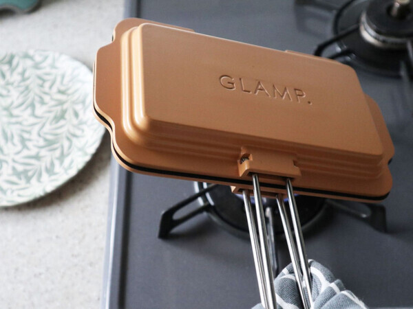 「これひとつで大活躍！」タイパもいいコンパクトなホットサンドフライパンの使い方は無限大！？【大人の家庭科⑥】