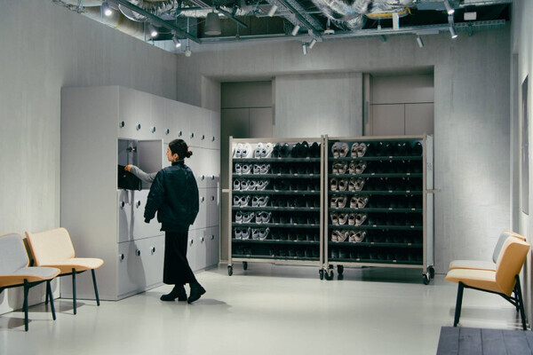 刺激たっぷりの新スポット♡『On Flagship Store Tokyo Ginza』で“走る楽しさ”を体感！【3児のママ・ファンラン通信⑳】