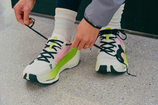 刺激たっぷりの新スポット♡『On Flagship Store Tokyo Ginza』で“走る楽しさ”を体感！【3児のママ・ファンラン通信⑳】